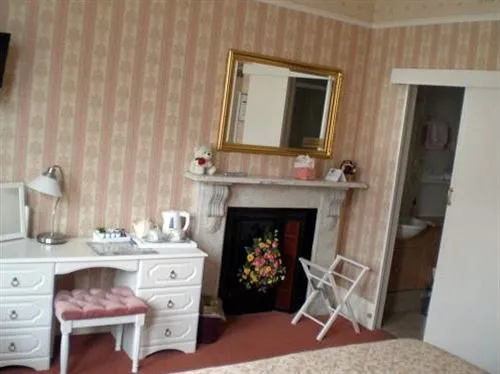 The Moorings - Guest House