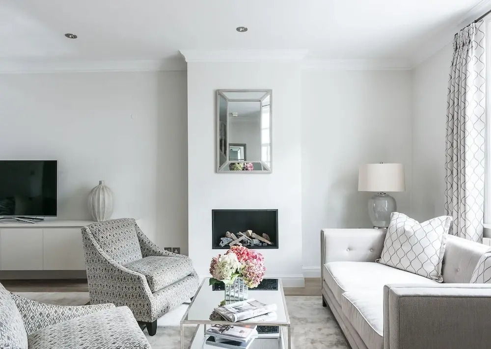 Ultra luxurious London home for 5-7
