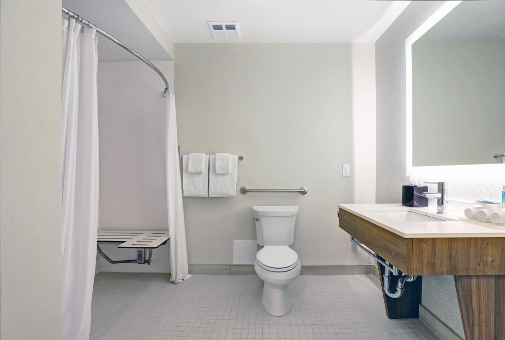 Holiday Inn Express Whitby Oshawa by IHG