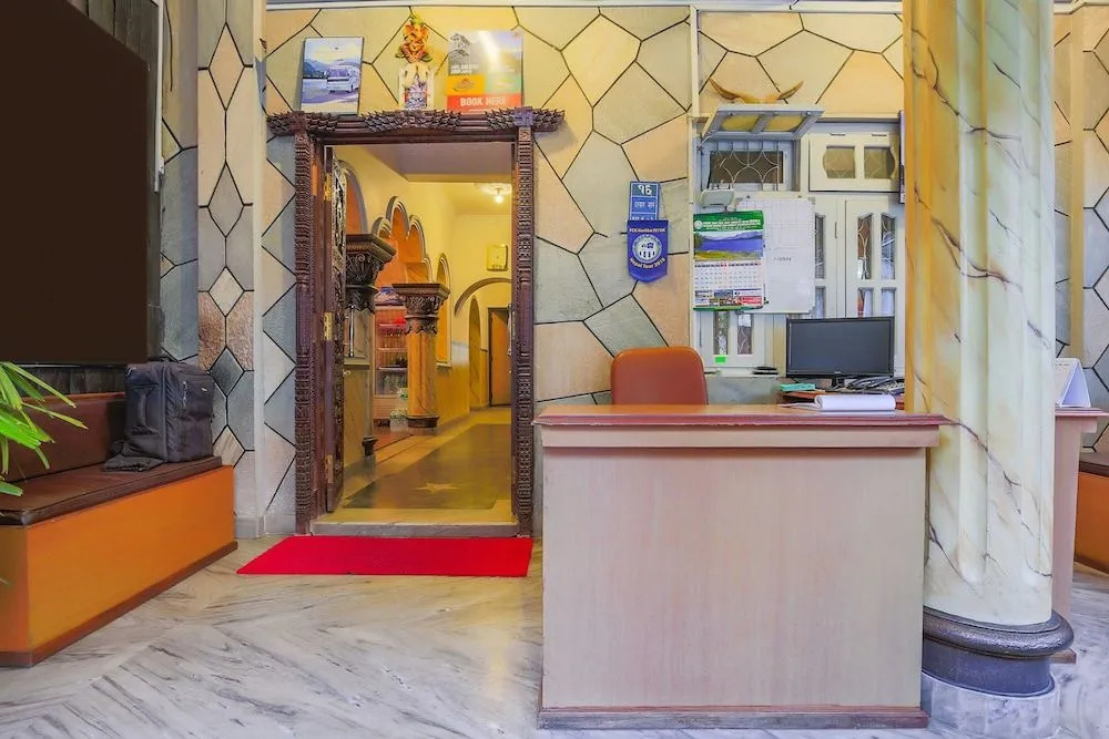 Oyo 403 Hotel Paradise Inn