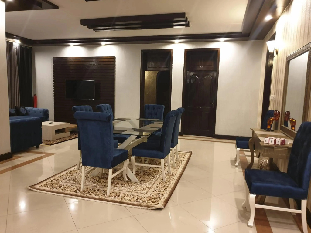 Royal Villa F-10/2
