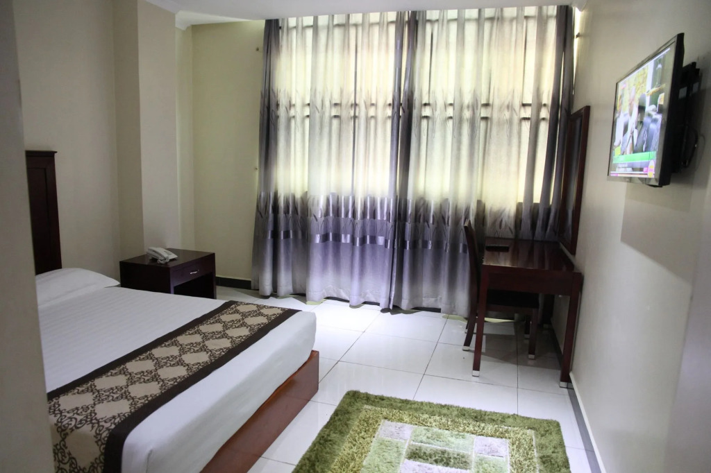Namayiba Park Hotel
