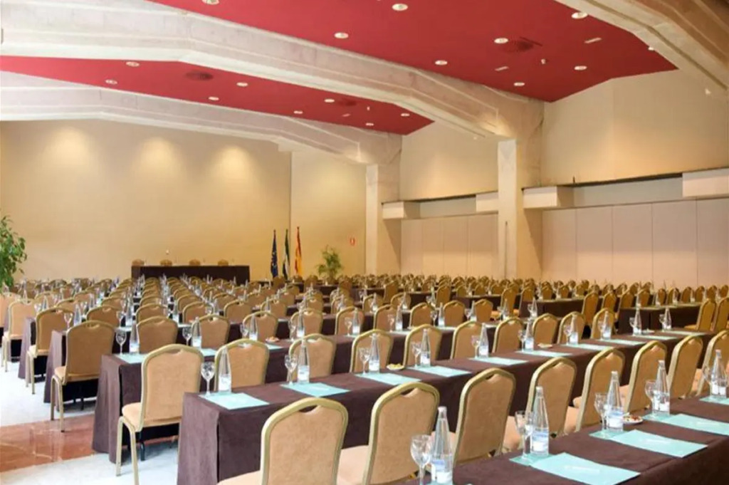 Eurostars Al-Ándalus Palace