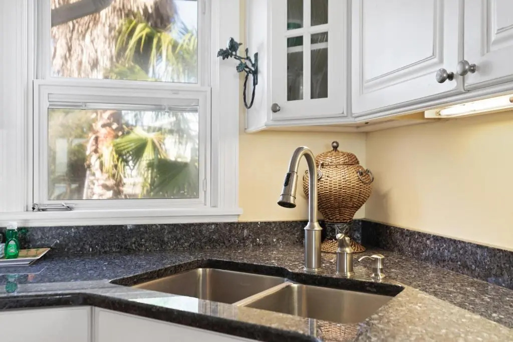 211 E Arctic - Tee Fore Two - Oceanfront - 4 Bedrooms