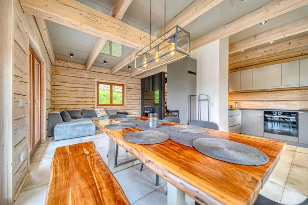 Pine Tree Chalet