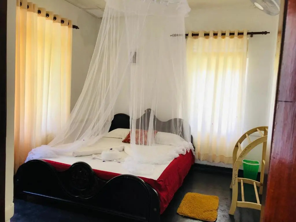 Kanthi Villa Midigama - Budget Home for 6 Pax with latest facilities