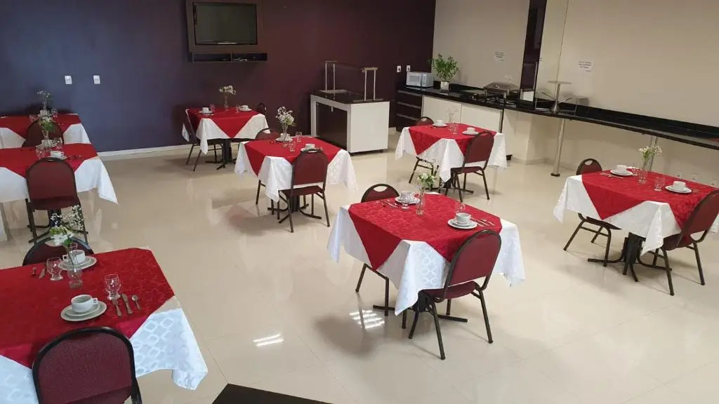 LH Plaza Hotel