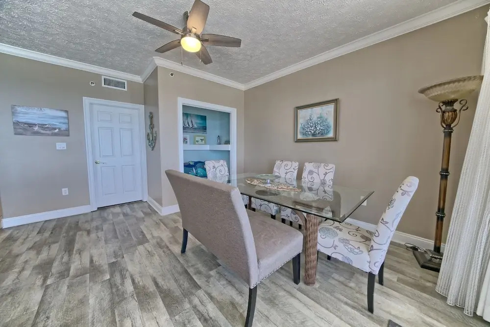 Amazing Tropical Condo with Complimentary Beach Chairs and Umbrellas - Unit 0706 by RedAwning