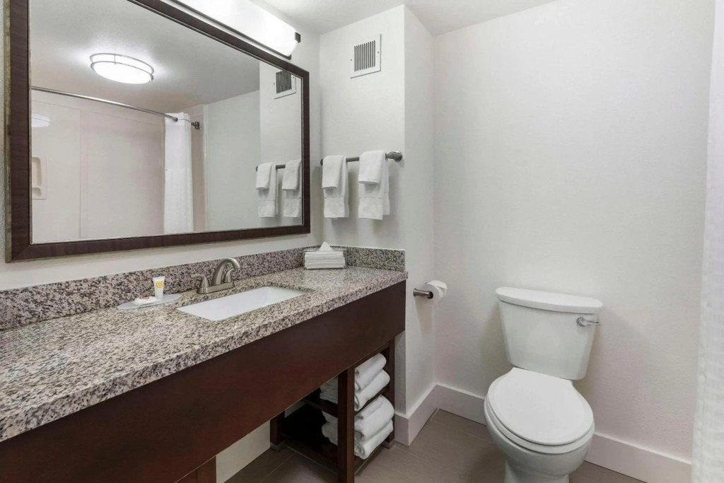 Comfort Suites Tulare Sequoia Gateway