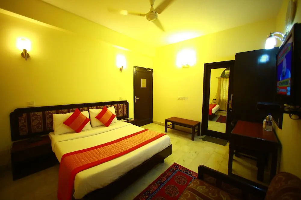 Sundeep Inn
