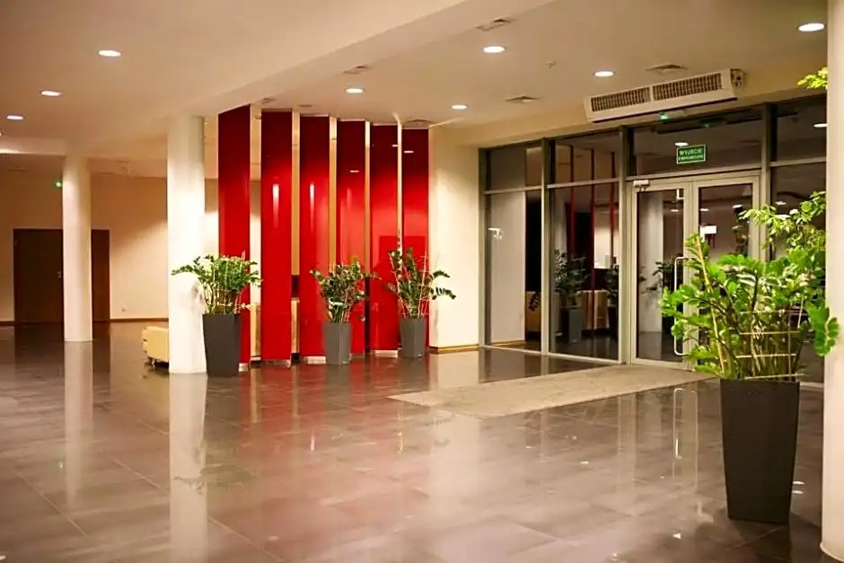 Hotel Hi-Fi Spa