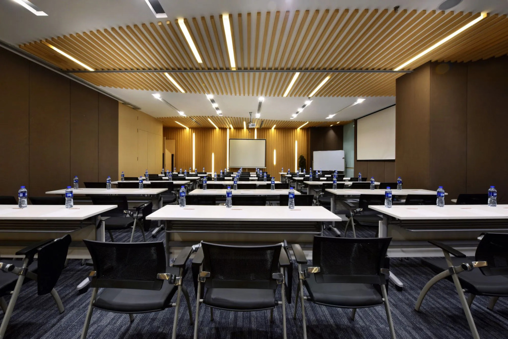 Atour Hotel Dalian Zhongshan Square