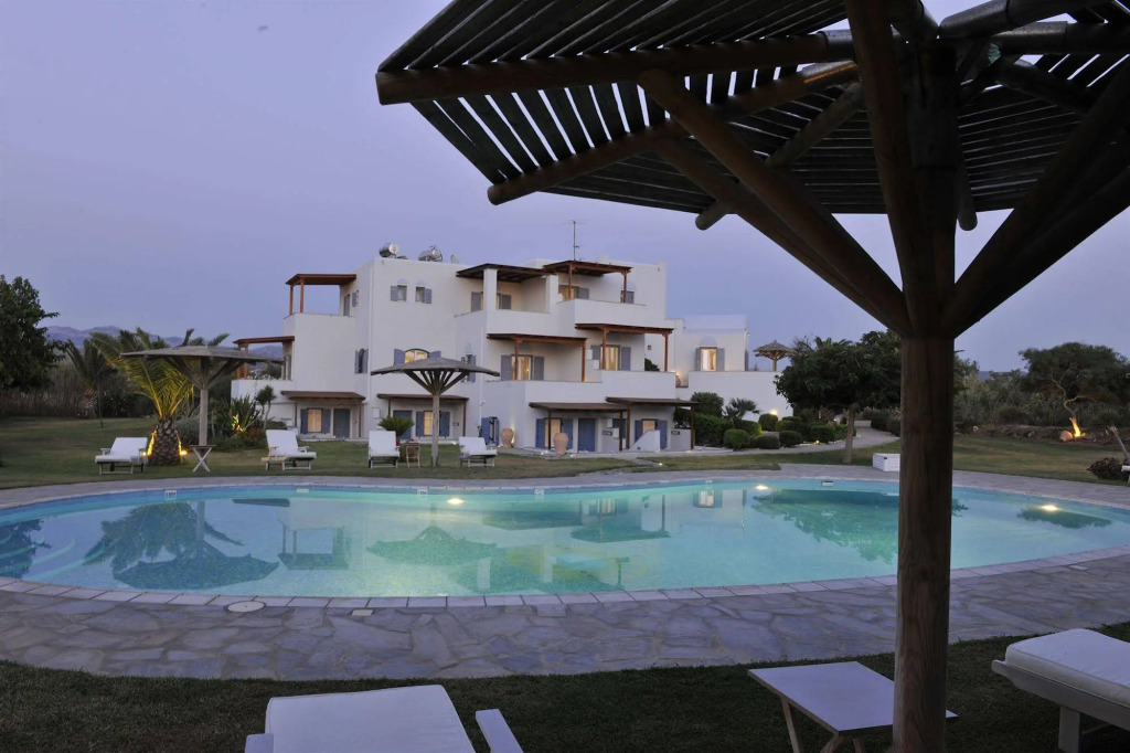 Ammos Naxos Exclusive Apartments & Studios