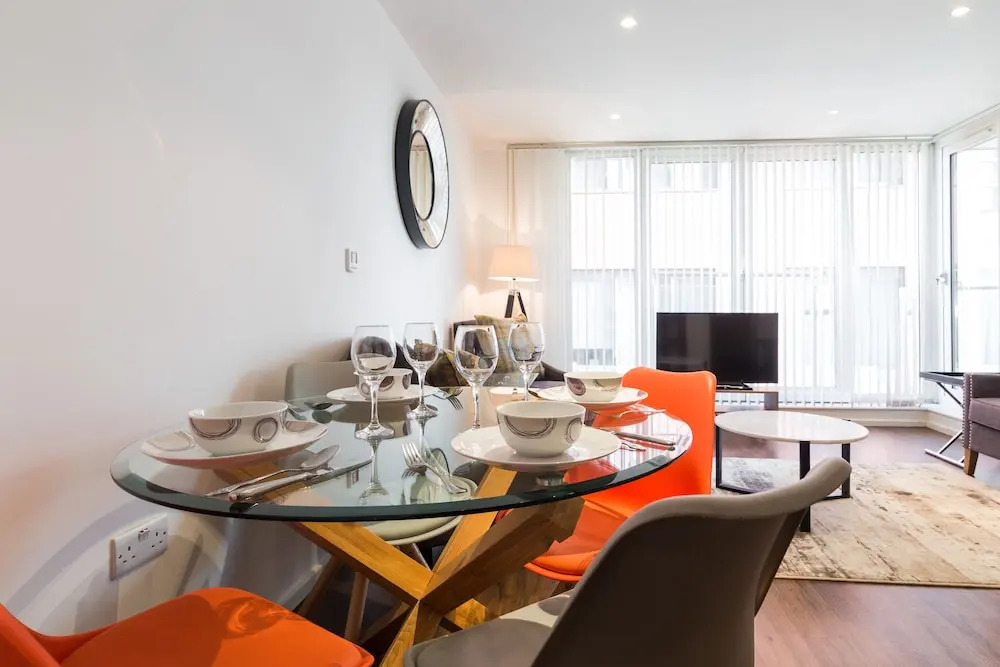 Bijou Delight by Austin David Apartments