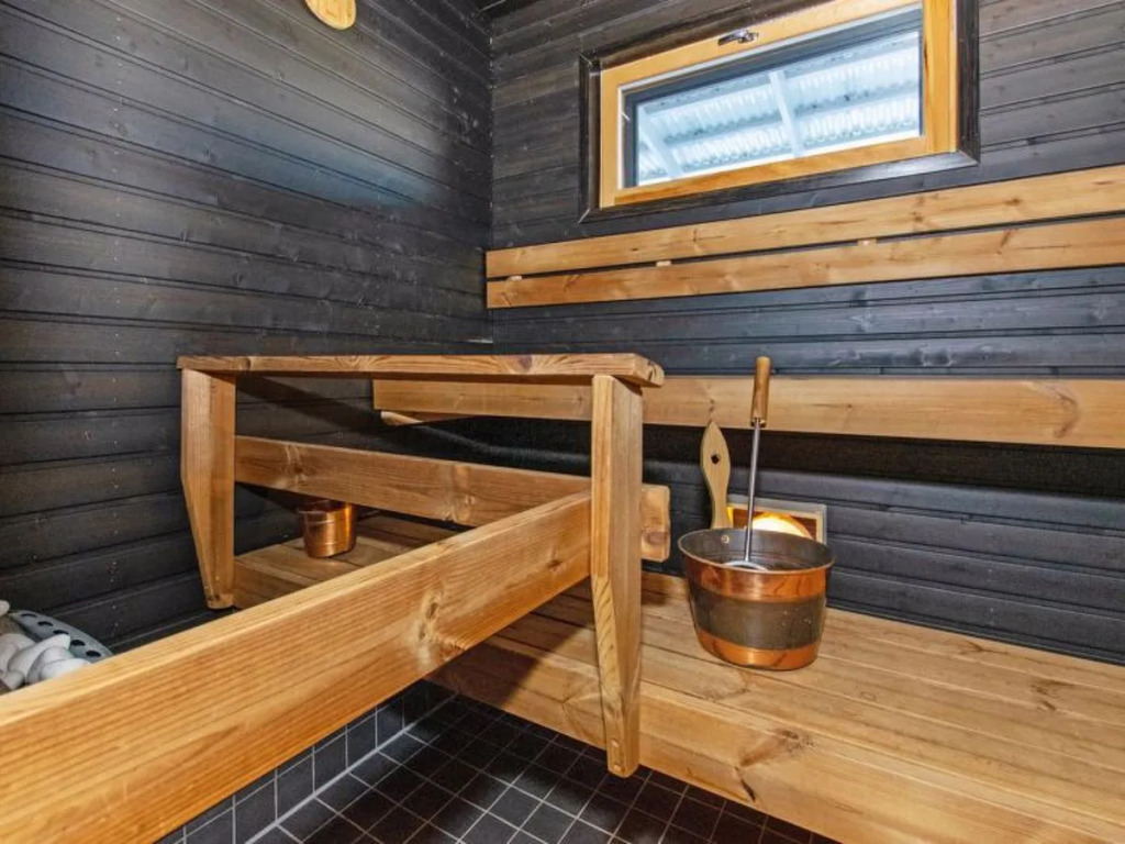 Skivillas 78 ukkohalla (2)