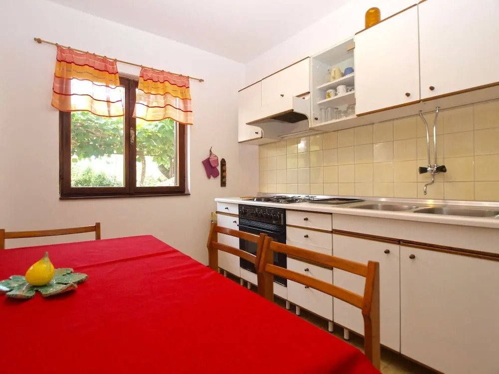 Apartments Biskupije 940