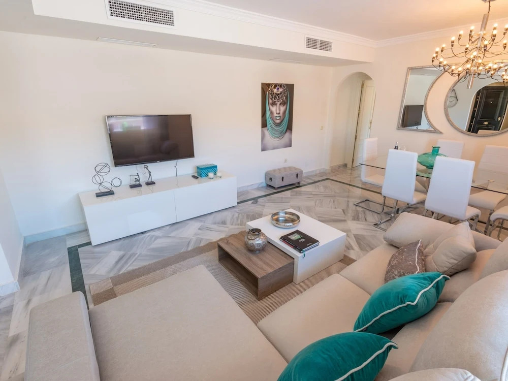 Luxury Penthouse at Dama de Noche