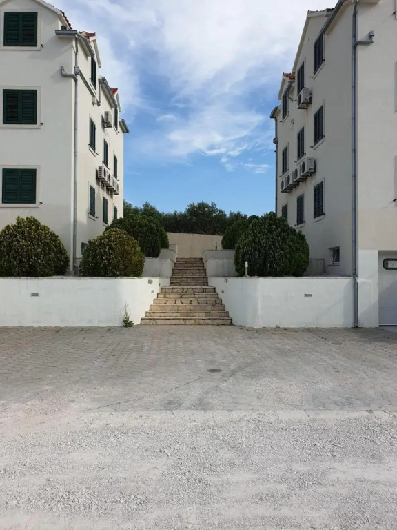 Wonderful Sea view, swimming pool, private parking