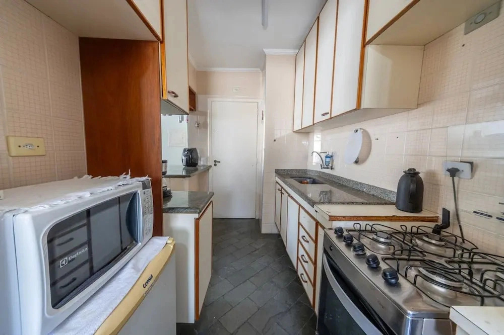 Apartamento Pet Friendly a 450m da Praia Enseada