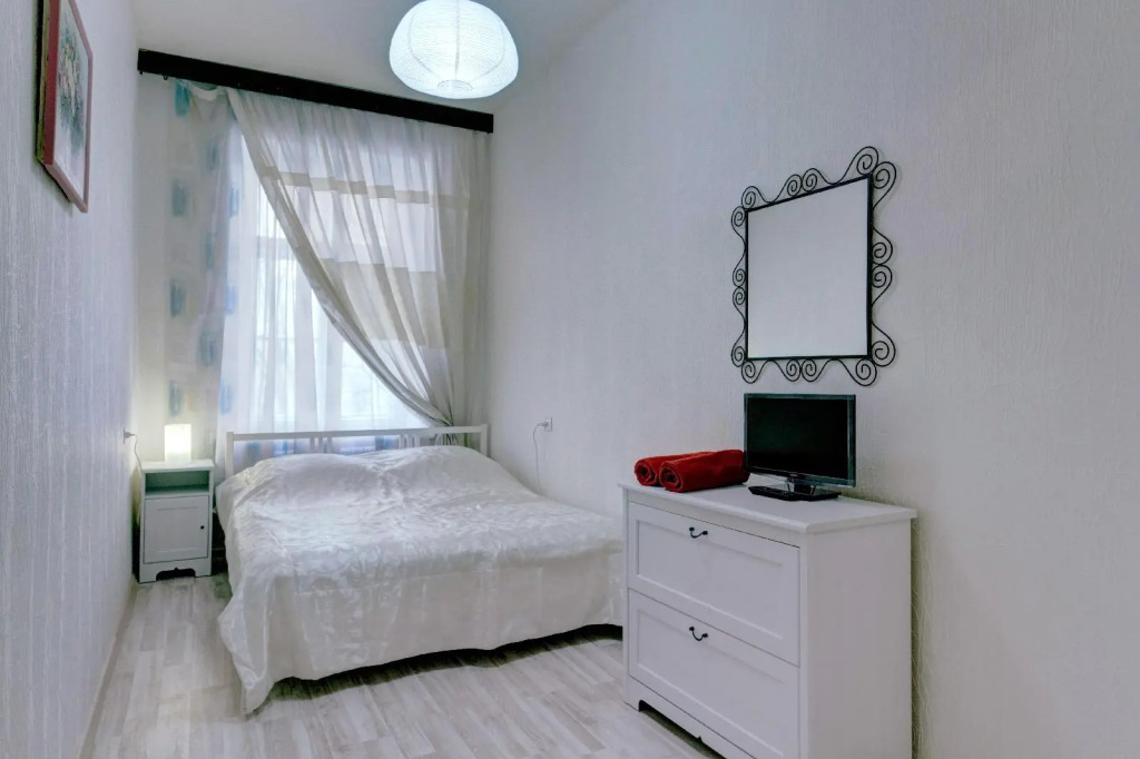 STN Apartments on Griboedov Canal Quay