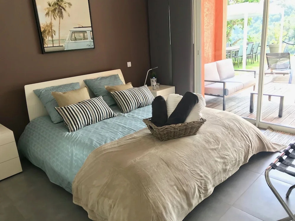 VILLA COLINA Cannes Mandelieu