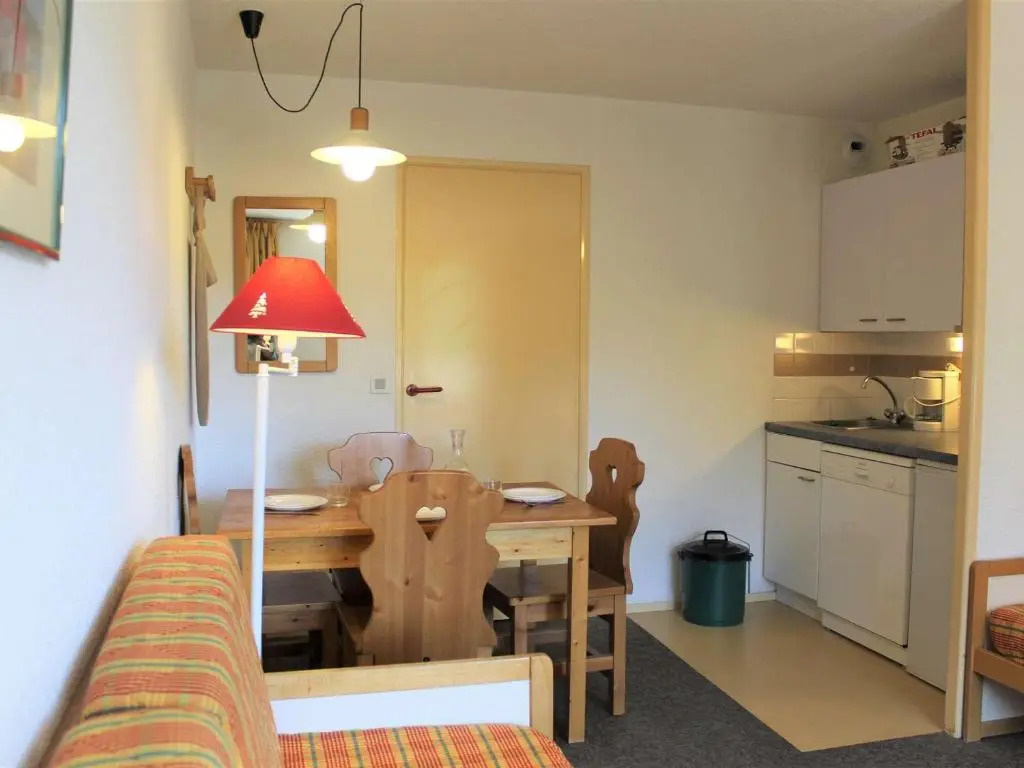 Appartement Vars, 1 pièce, 4 personnes - FR-1-330B-6