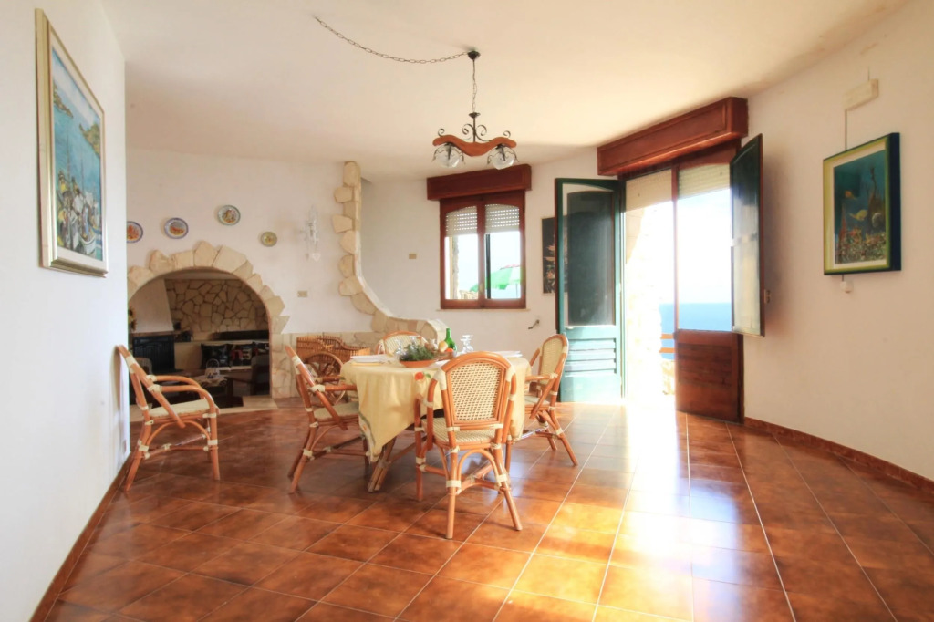 Gabbiano Pool Residence