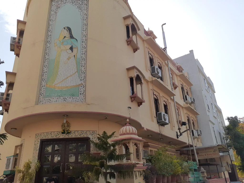 Hotel The Queens