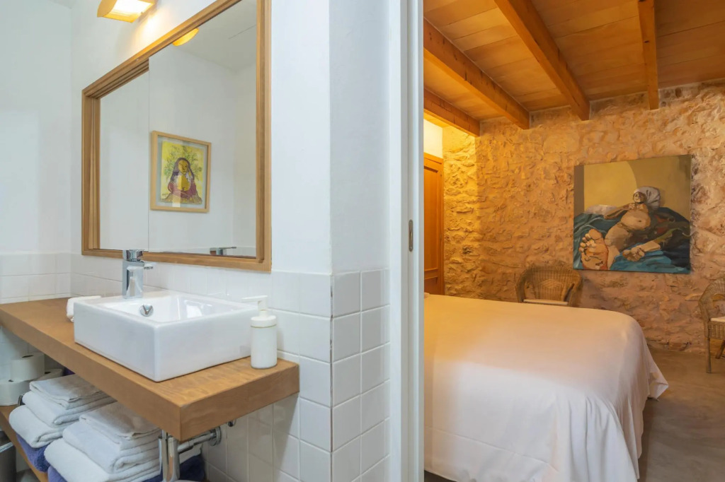 CAN PRIM 6 - Stunning villa with private pool, paradisaical  exteriors and the beach just 7 km away. Free WiFi