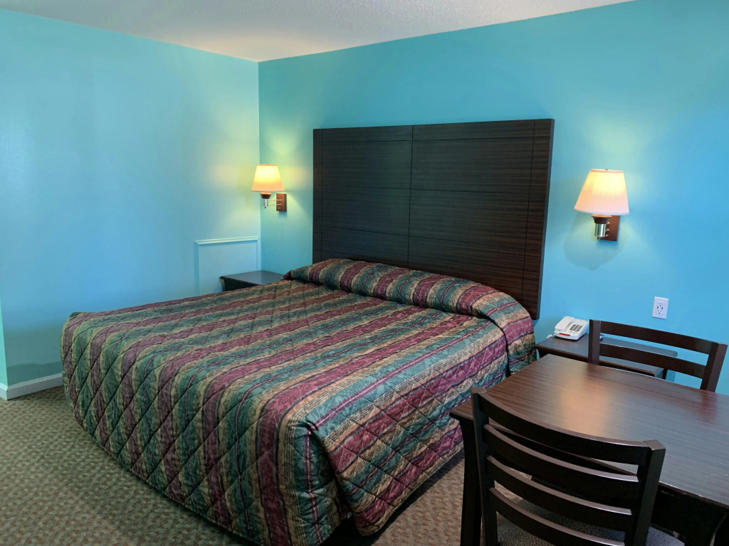 Scottish Inn - Clanton