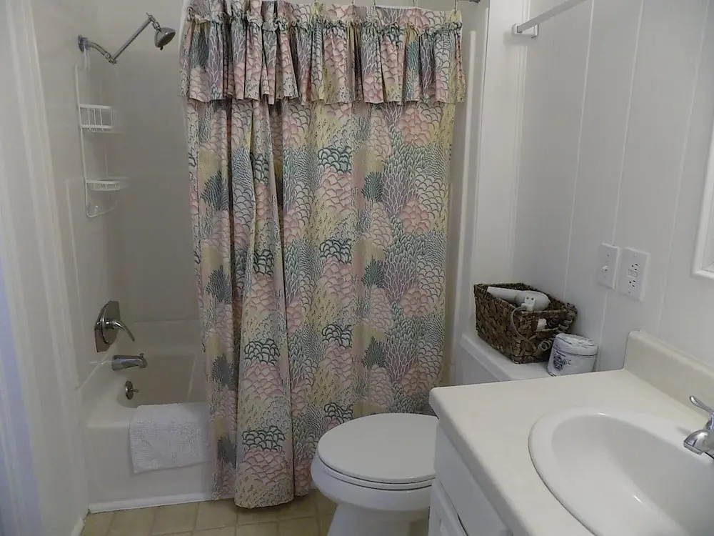 King Fens Inn - 5 Br Home