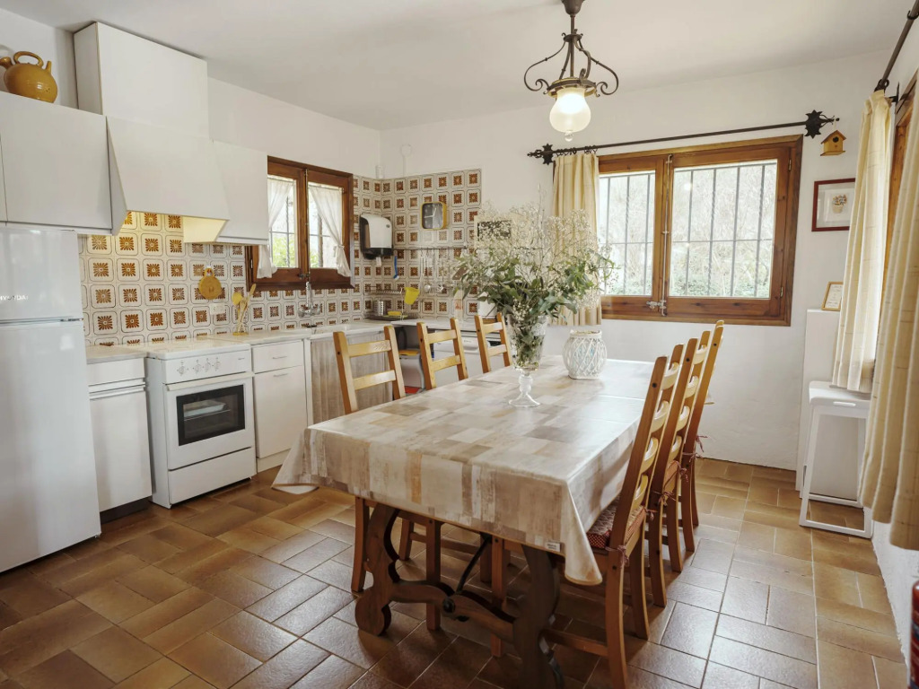 Country Cottage in Palafrugell near Beach