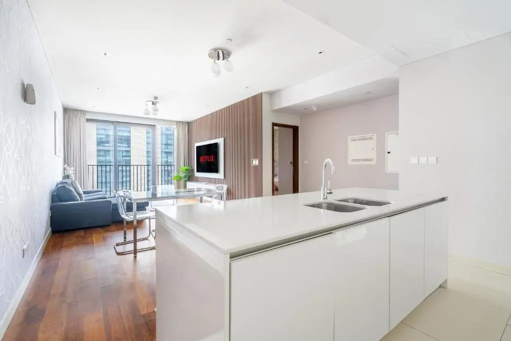 City walk apartment Specter