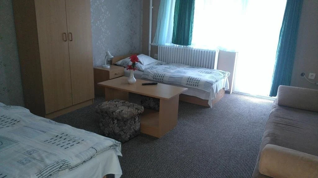 Platán Apartmanház