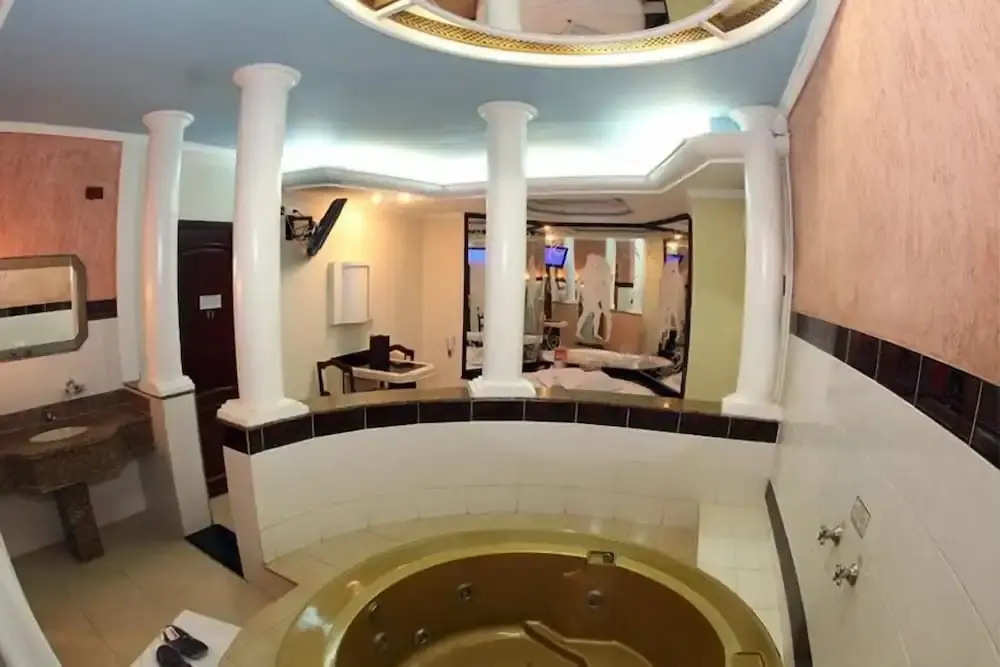 Hotel & Motel Le Baron