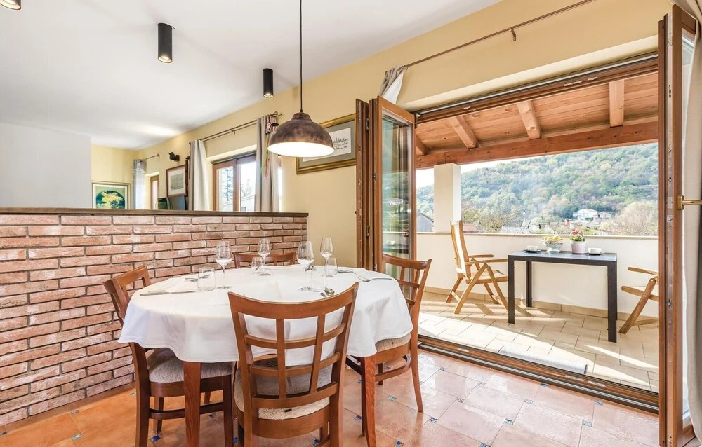 Beautiful Home in Matulji With 3 Bedrooms, Wifi and Outdoor Swimming Pool