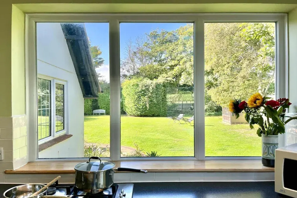 Spacious Coastal Family Home Sleeps 8