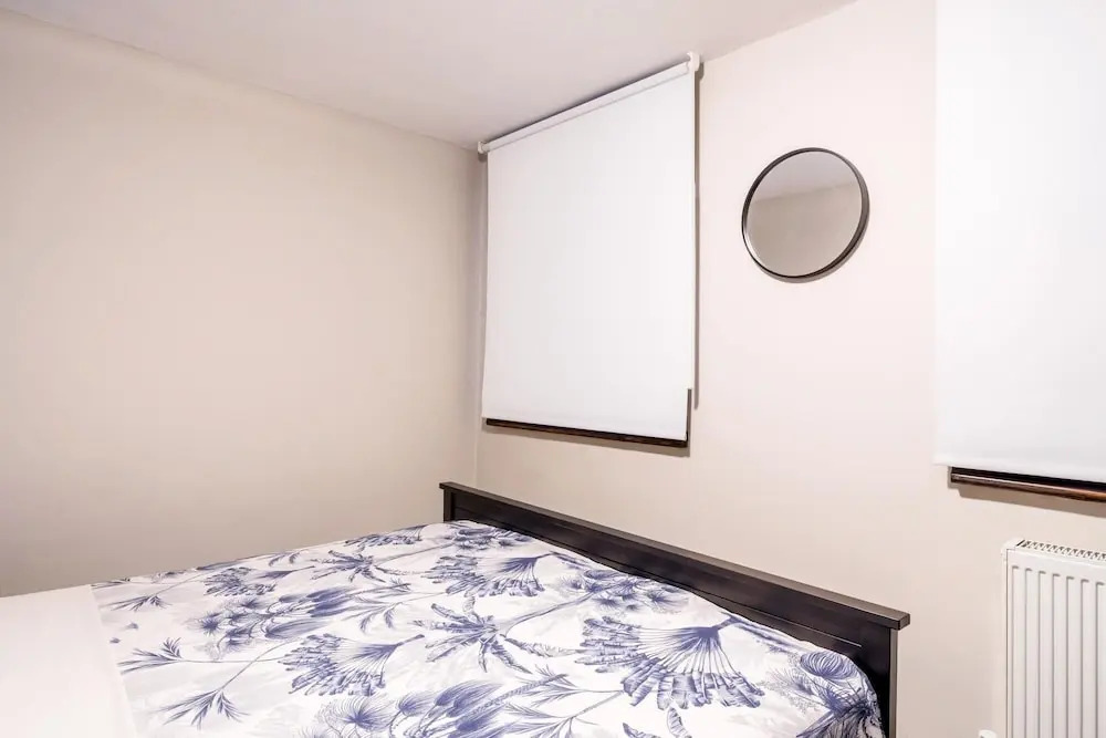 Convenient Flat w Garden 10 min to Galataport