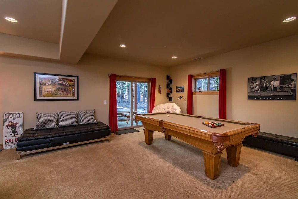 Tahoe Donner Home by RedAwning