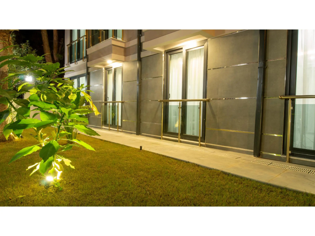OPERA SUITES Apart Hotel