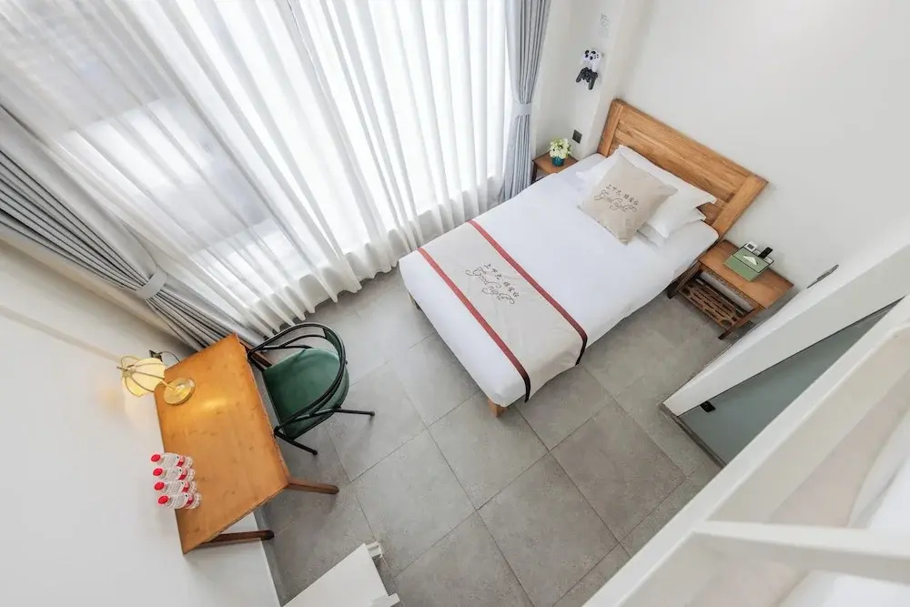 Stargazing Platform Inn （Shangxiajiu Pedestrian Street）