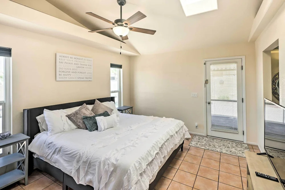 3 Mi to Marina: Lake Havasu Home w/ Heated Pool