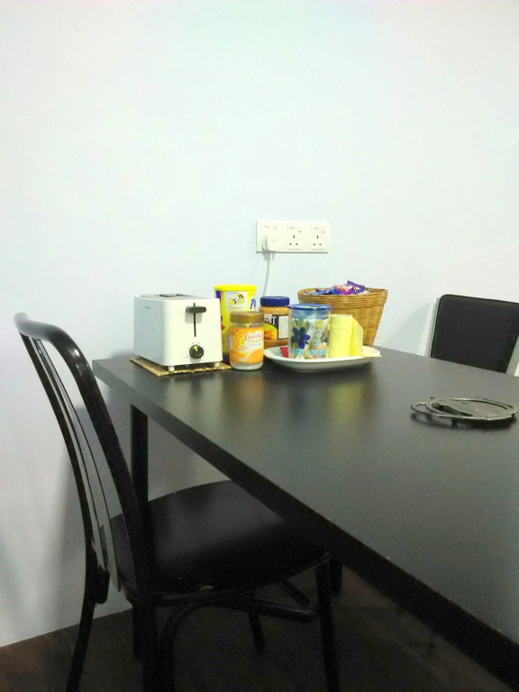 Moon Eleven Hostel Airport Transit - KLIA
