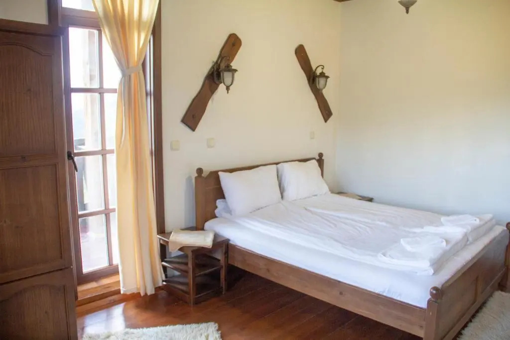 Leshtenski Rai Guest House