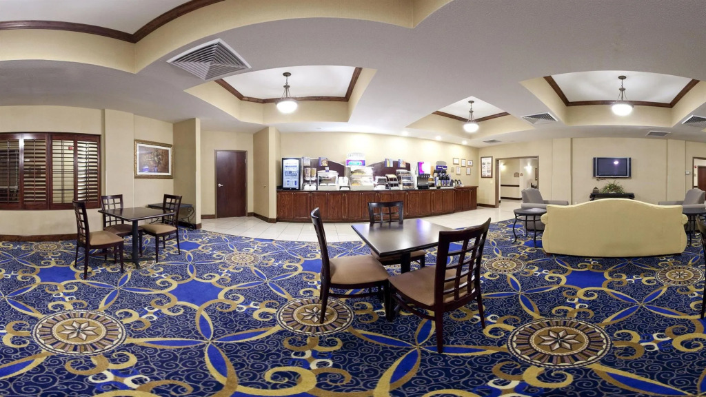 Holiday Inn Express by IHG
