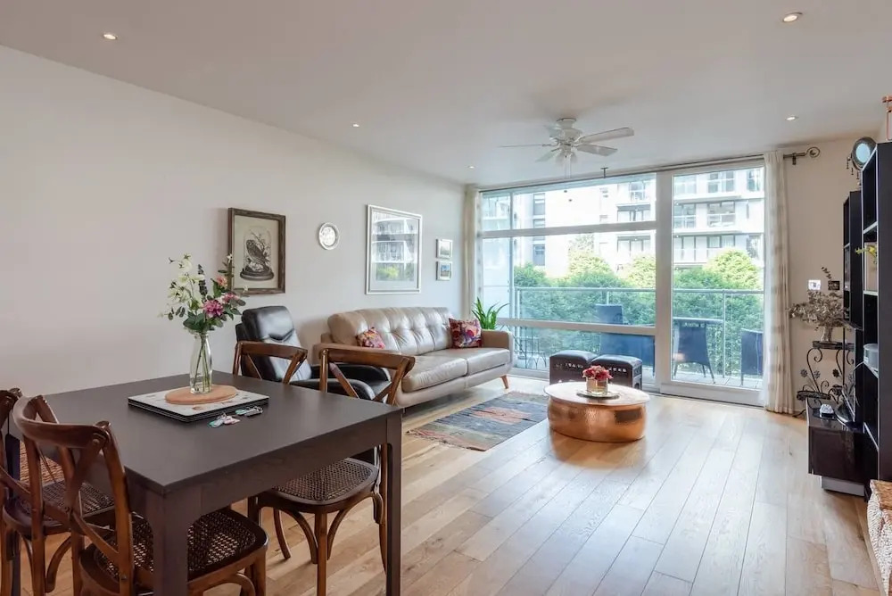 Gorgeous 2 Bed, with Balcony, Battersea