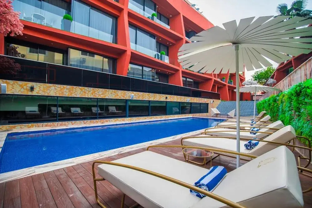 The Vynyard, Accra