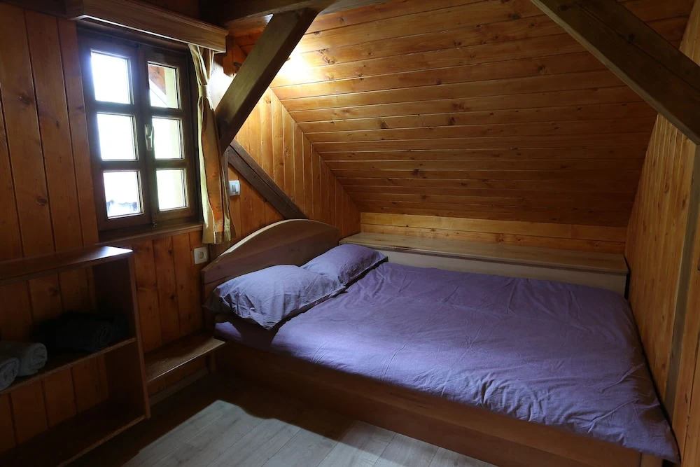 Vineyard cottage Med vinogradi