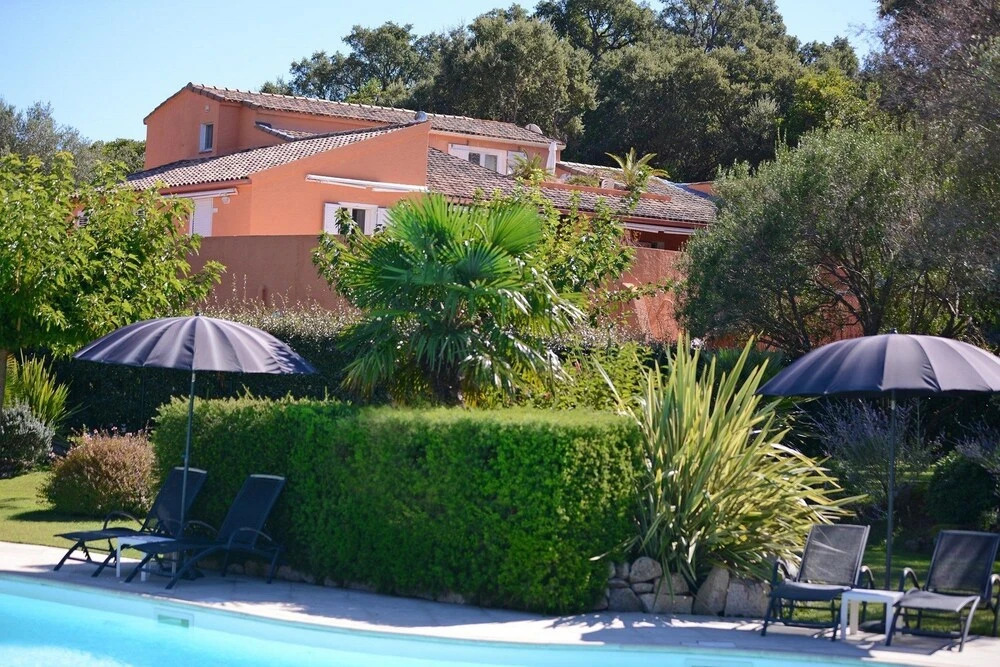 Residence Les Jardins de Sainte-Lucie "Piscine chauffée"