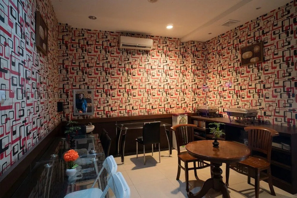 OYO 1702 Harmoni Inn Makassar